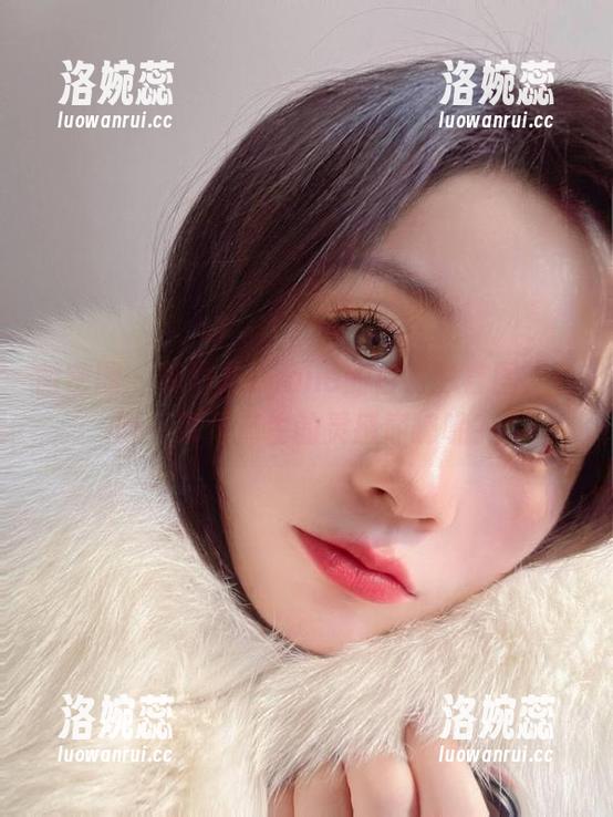 禅雨儿Lynne 微密圈 - 禅雨儿Lynne的白衬衫套图,在哪一瞬间产生的灵感巅峰呢?