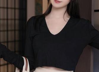 秀人网 - 这一波Cherry樱桃酱泳装的美图打得我有些目眩，套图中的每一帧都有点耐人寻味！