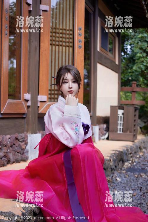 秀人网 - 最新兔女郎照片，Erikaki总是那么出乎意料！