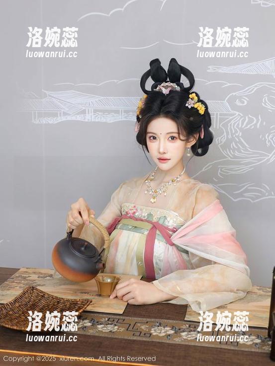 秀人网 - 哇，七米baby的写真配上高跟鞋，壁纸都要不安分了吧？