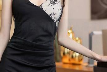 秀人网 - 原图全力呈现，小樱花baby的空姐生涯爆发，看着就想问她菜鸟吗？