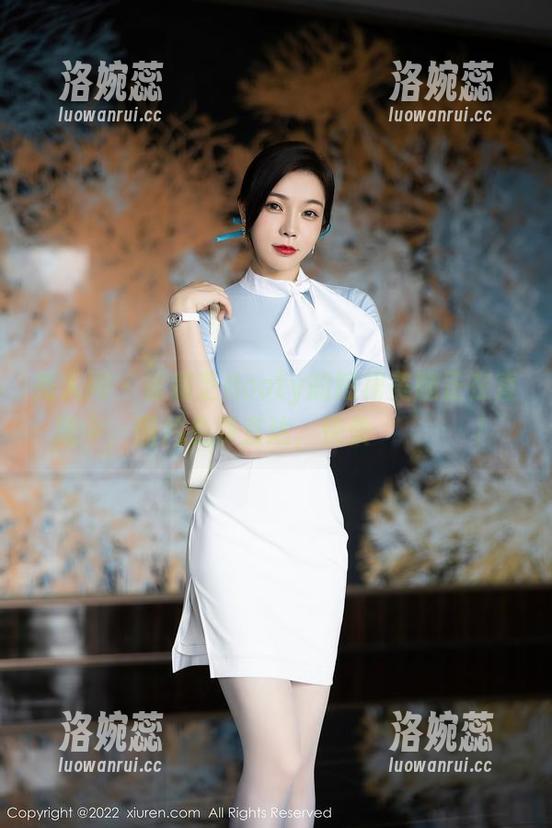 秀人网 - 徐莉芝Booty的短裙美腿正在直播中，图片免费直达，快快مغبوط！