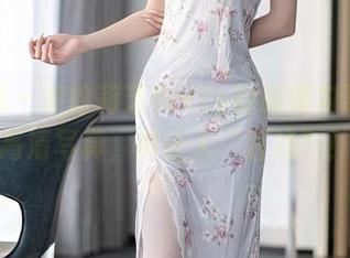 秀人网 - 被徐莉芝Botty的眼镜勾勒出的高清写真，真让人“狂欢”！