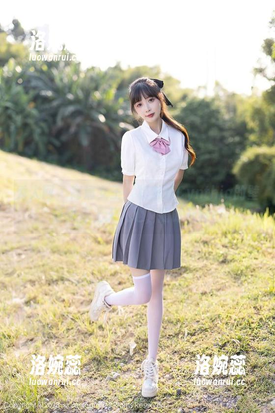 秀人网 - 高清女王：杨紫嫣Cynthia的壁纸供你上天入地，随时开挂！