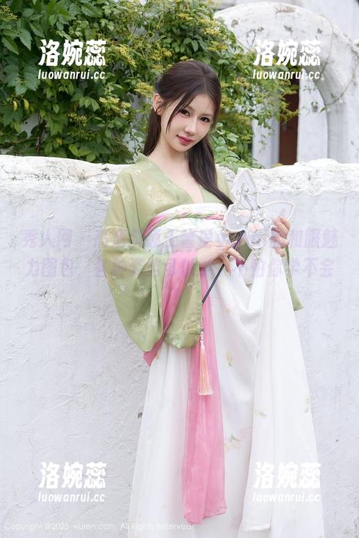 秀人网 - 高清解锁王馨瑶yanni的和服魅力图包，各种姿势可以学，不怕你学不会！