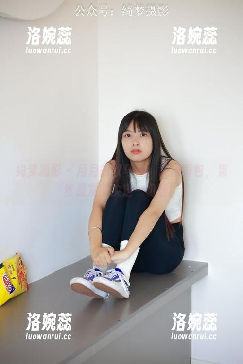 绮梦摄影 - 月月的双马尾：私房图包，果然是发型决定一切呀！