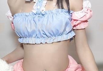 微密圈 - 聂傲娇在线：丝袜玉足，哪双才算真的“脚趾女神”？