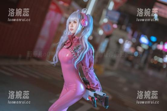 萌芽儿o0私房姿态，姐姐的傲娇让作品更添色彩