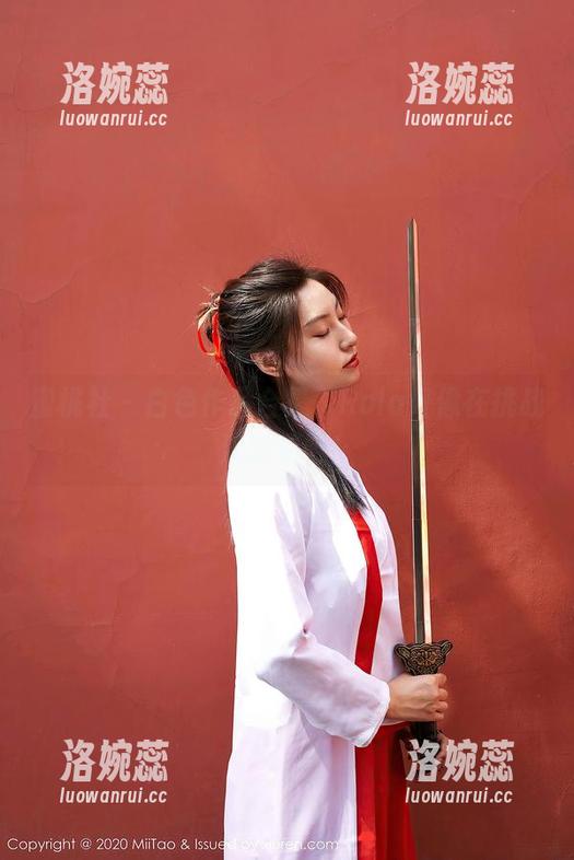 蜜桃社 - 白色作品合集，Rola好像在挑战清新极限！