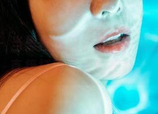 蜜桃社 - 当黑丝邂逅伊素妍，私拍的精彩直接打破了我的想象。
