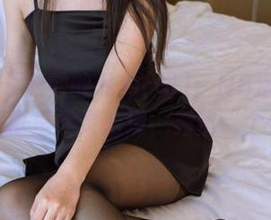 袜啵啵 - 熊熊的私拍(图)：NB运动鞋在这个框框里活灵活现，秀出“个性”！