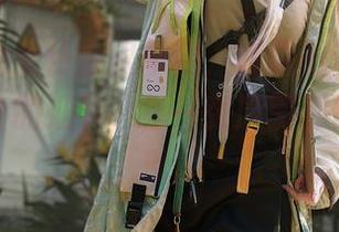 我还以为女仆会很单调，超级小禾儿的图片里意外的细节，每一张原图都像是新发现。