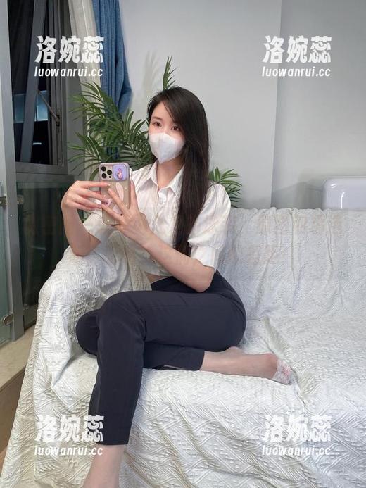 微密圈 - 软妹小九九的泳装，原图和精选版，哈哈，这俩之间的差距！