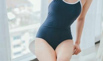 轰趴猫 - 福利到手，Ellie艾栗栗的JK作品真让人眼前一亮