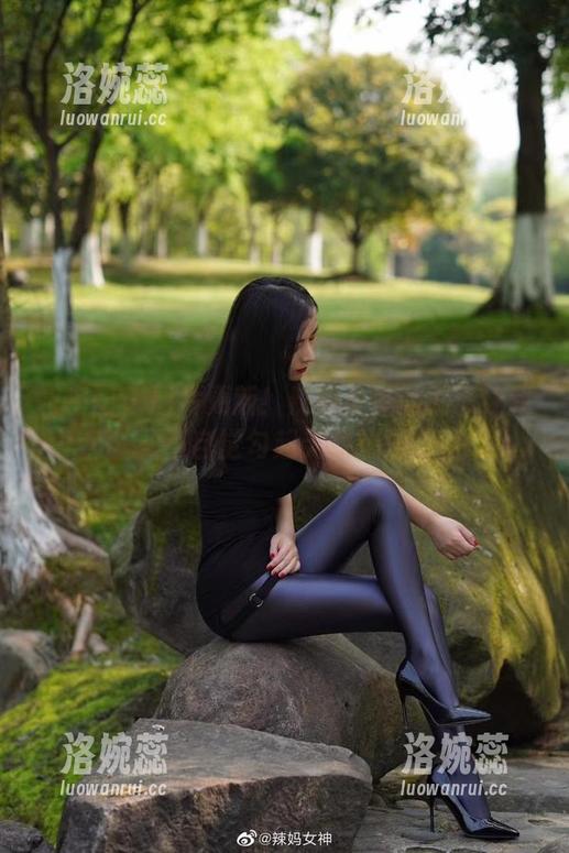 微密圈 - 图片更新！辣妈女神的剧情让我不自觉勾起无数想法