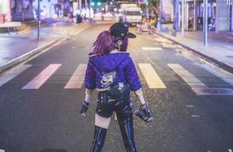 阿薰kaOri的写真集：学姐礼服+内衣，难怪总有人想当学弟！