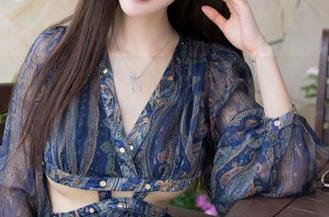魅妍社 - 在关思阳的眼镜合集里找到灵感，把每一张壁纸当成新发现！