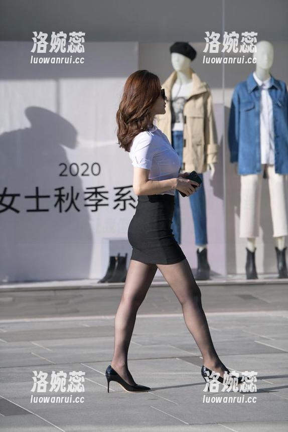 魔镜街拍 - 定制与写真，楼楼的白色连衣裙让我傻傻分不清楚。